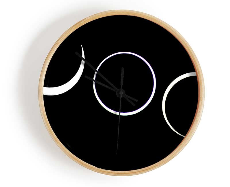 Total Eclipes Clock - Wallart-Direct UK