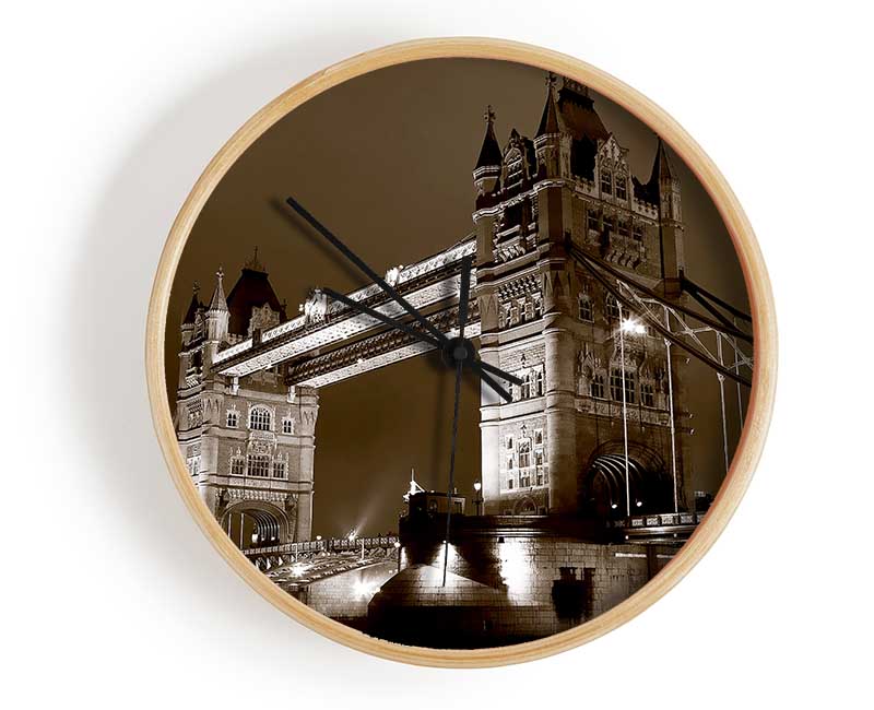 London Bridge Chocolate Skys Clock - Wallart-Direct UK