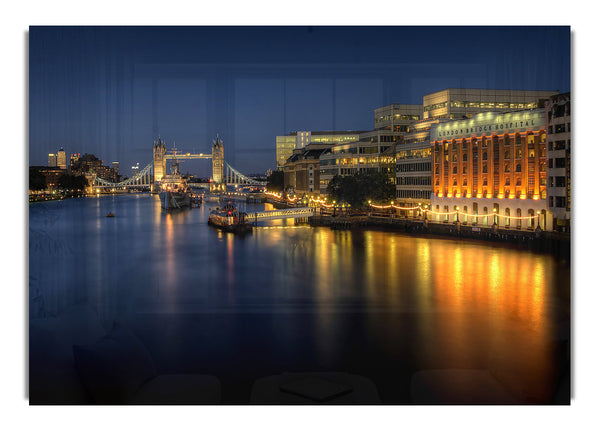 London Bridge Hospital At Night