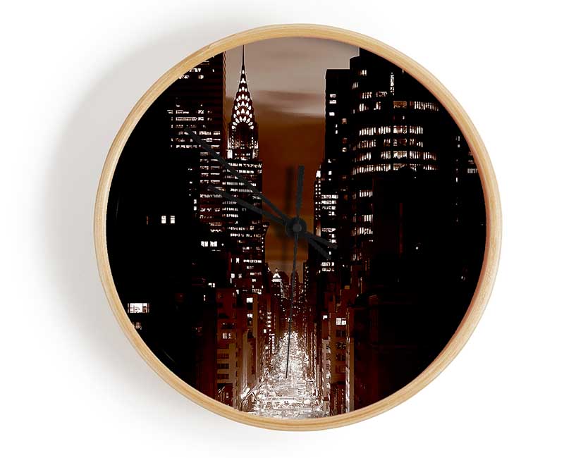 New York City 5Th Avenue Brown Clock - Wallart-Direct UK