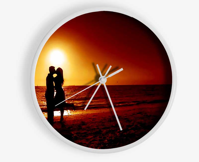 Lovers Beach Clock - Wallart-Direct UK