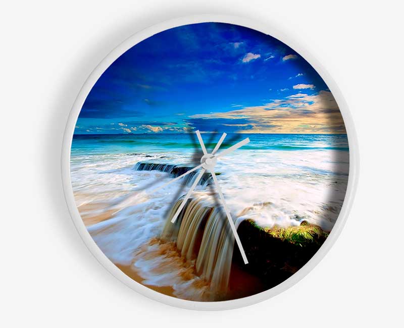 Spill Of The Ocean Waves Clock - Wallart-Direct UK