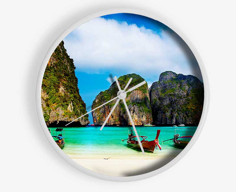 Paradise Island Monuments Clock - Wallart-Direct UK