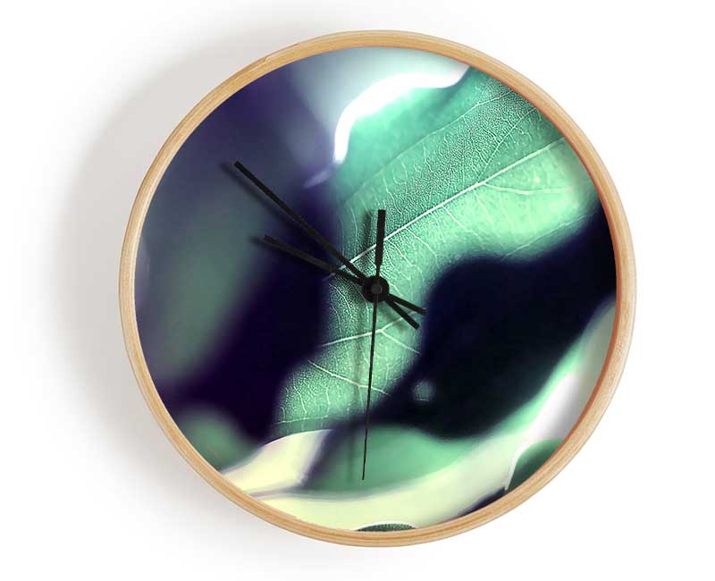 Leaves Hidding From The Light Clock - Wallart-Direct UK