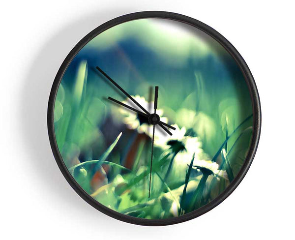 Daisies And Grass Clock - Wallart-Direct UK