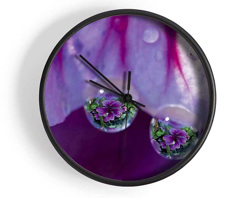 Reflections Of A Water Droplet Clock - Wallart-Direct UK