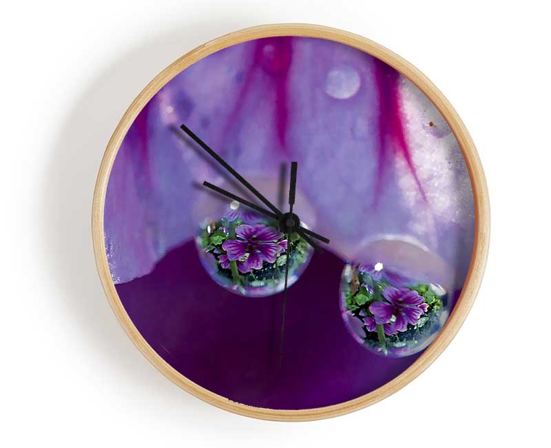 Reflections Of A Water Droplet Clock - Wallart-Direct UK