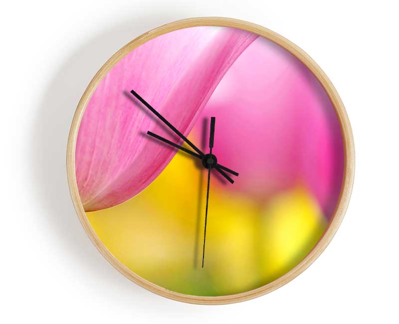 Close-Up Soft Heaven Tulip Clock - Wallart-Direct UK