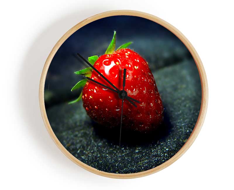 Strawberry Seeds Clock - Wallart-Direct UK