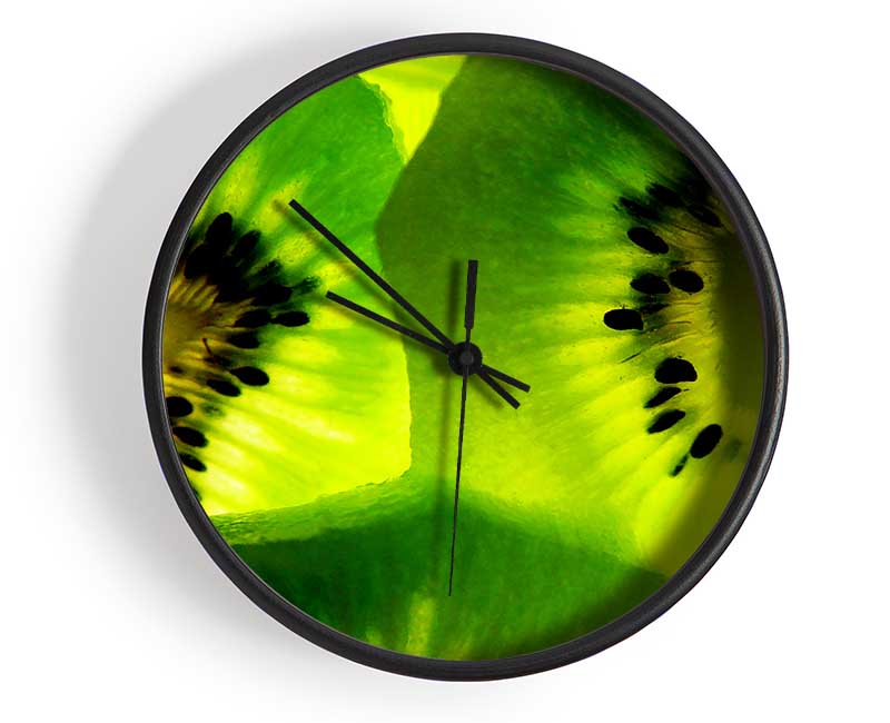 Kiwi Close-Up Clock - Wallart-Direct UK