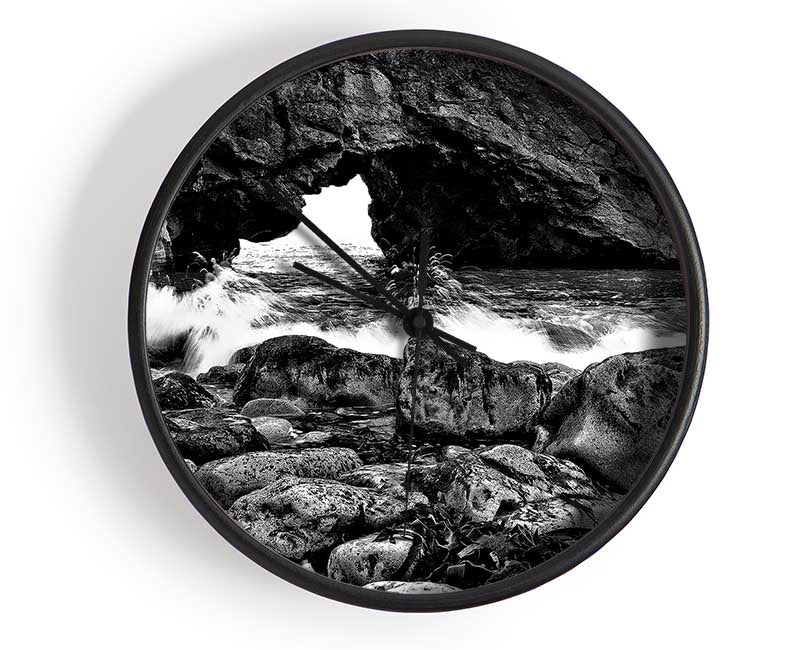 Oceans Gateway B n W Clock - Wallart-Direct UK