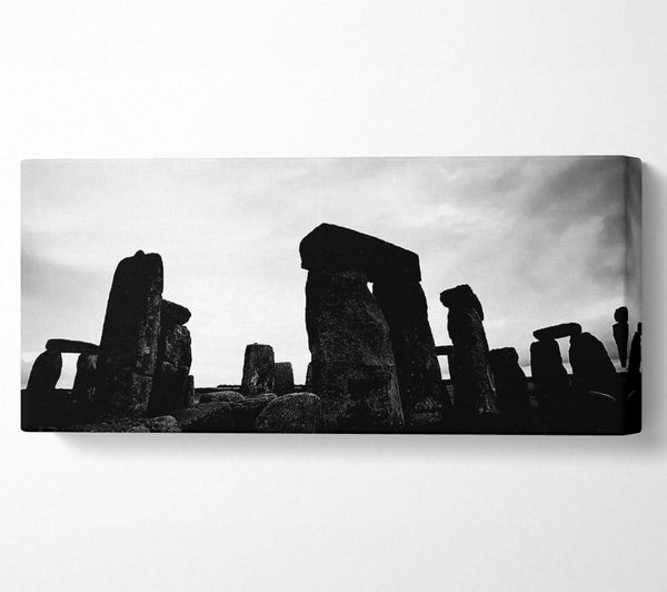 Stonehenge B n W