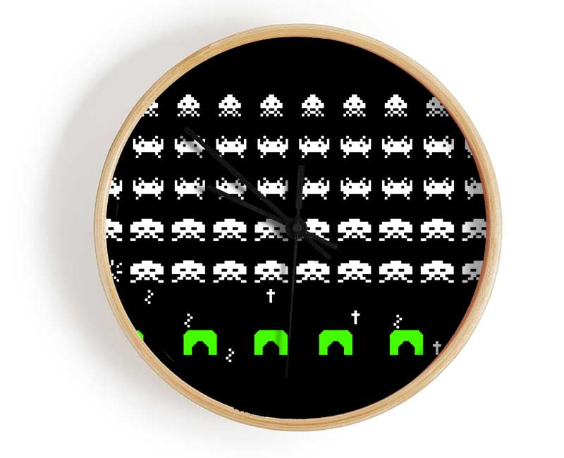 Space Invaders Clock - Wallart-Direct UK