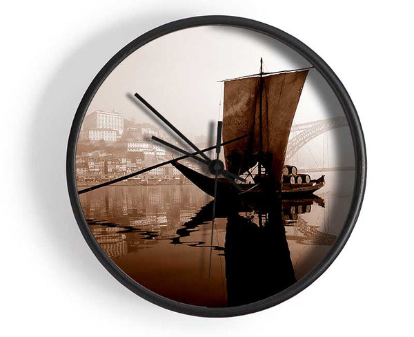 Sydney Harbour Retro Ship Clock - Wallart-Direct UK