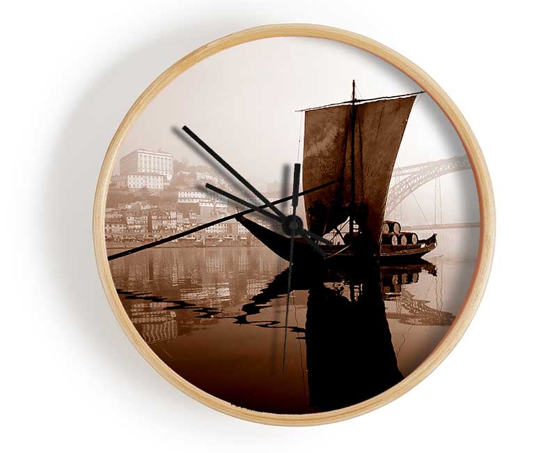 Sydney Harbour Retro Ship Clock - Wallart-Direct UK