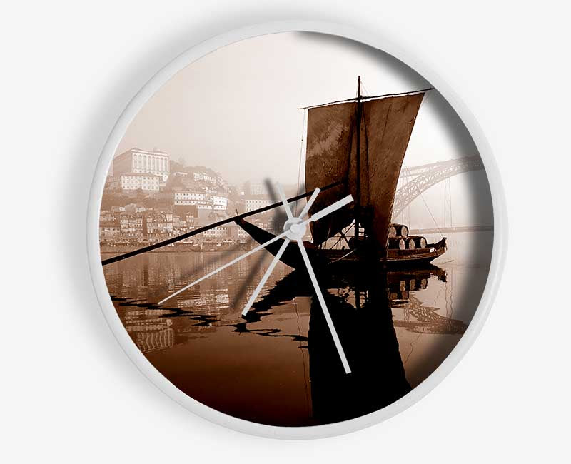 Sydney Harbour Retro Ship Clock - Wallart-Direct UK