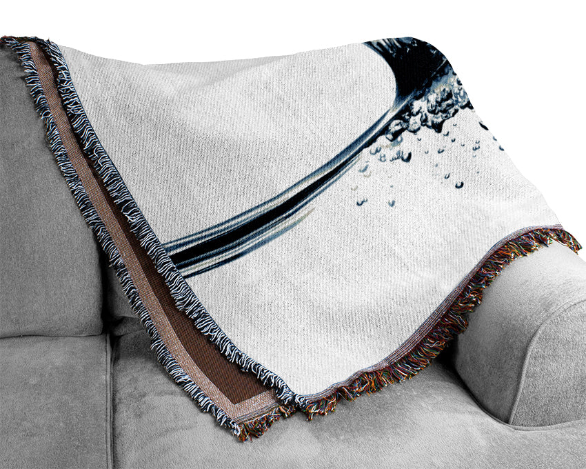 White Water Fizz Woven Blanket