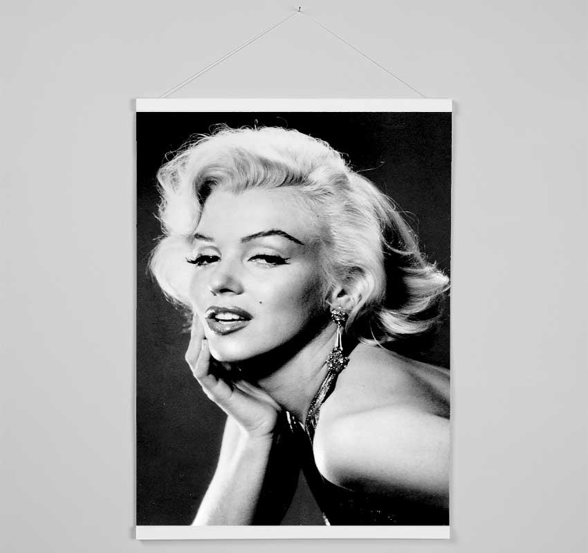 Marilyn Monroe Beauty Hanging Poster - Wallart-Direct UK