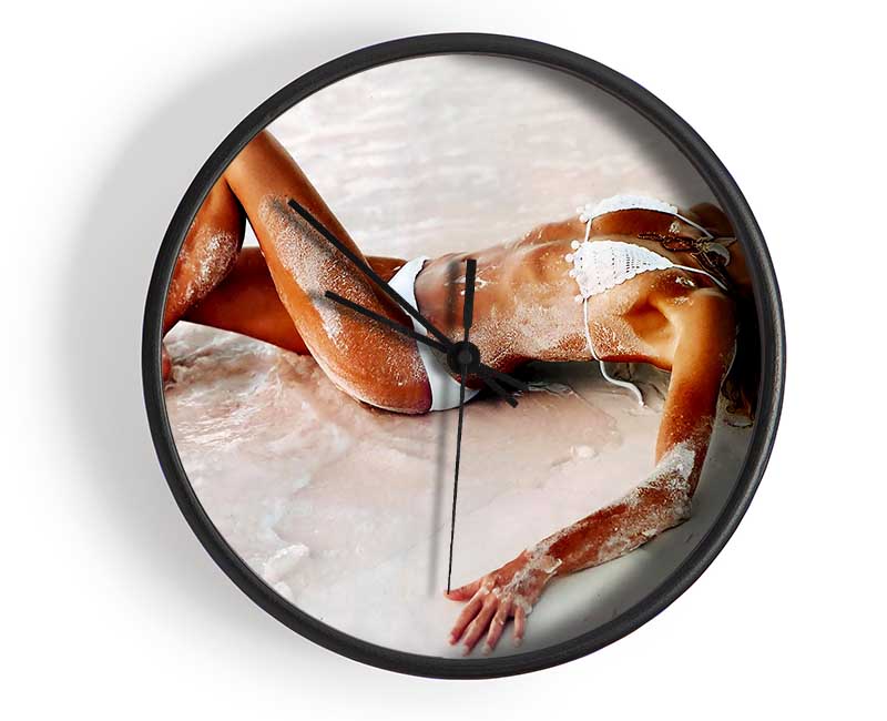 Elle Macpherson In The Sea Clock - Wallart-Direct UK