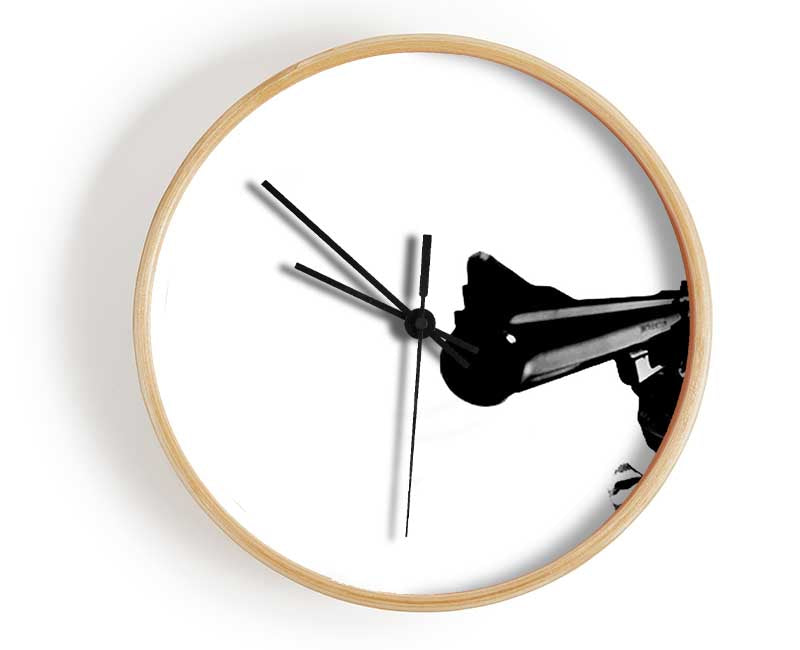 Clint Eastwood Gun Clock - Wallart-Direct UK