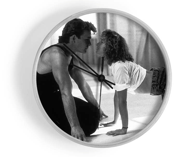 Dirty Dancing Baby And Johnnie Clock - Wallart-Direct UK