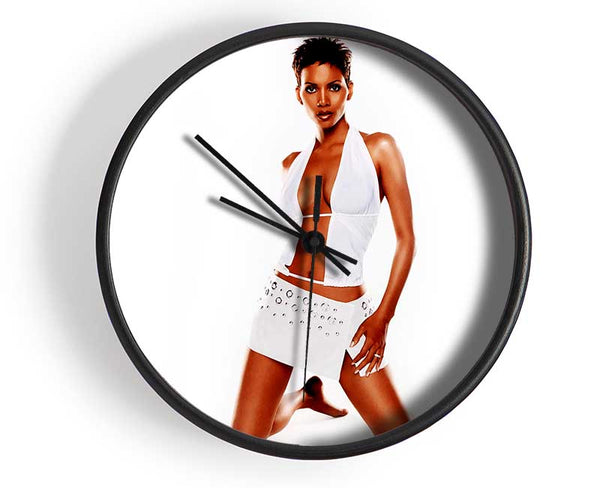 Halle Berry Clock - Wallart-Direct UK