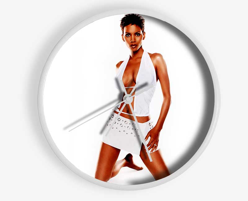 Halle Berry Clock - Wallart-Direct UK