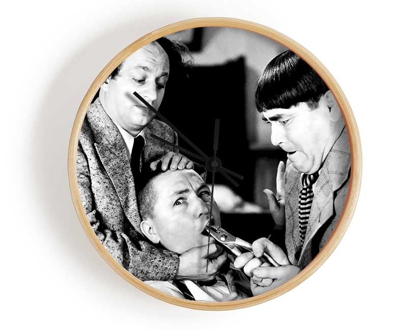 The Three Stooges Tooth Pull Clock - Wallart-Direct UK