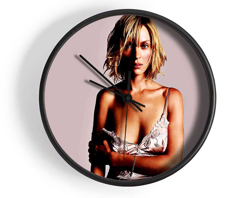 Uma Thurman Clock - Wallart-Direct UK