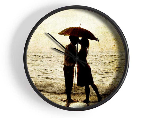 Romantic Love Couple In The Rain Clock - Wallart-Direct UK