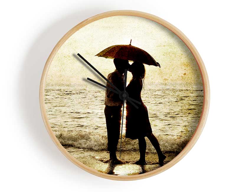 Romantic Love Couple In The Rain Clock - Wallart-Direct UK