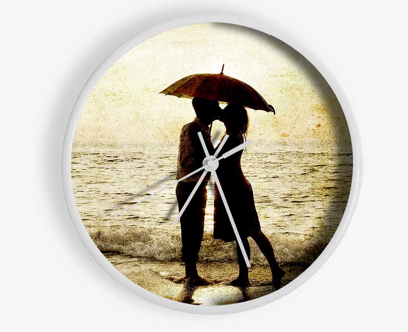 Romantic Love Couple In The Rain Clock - Wallart-Direct UK