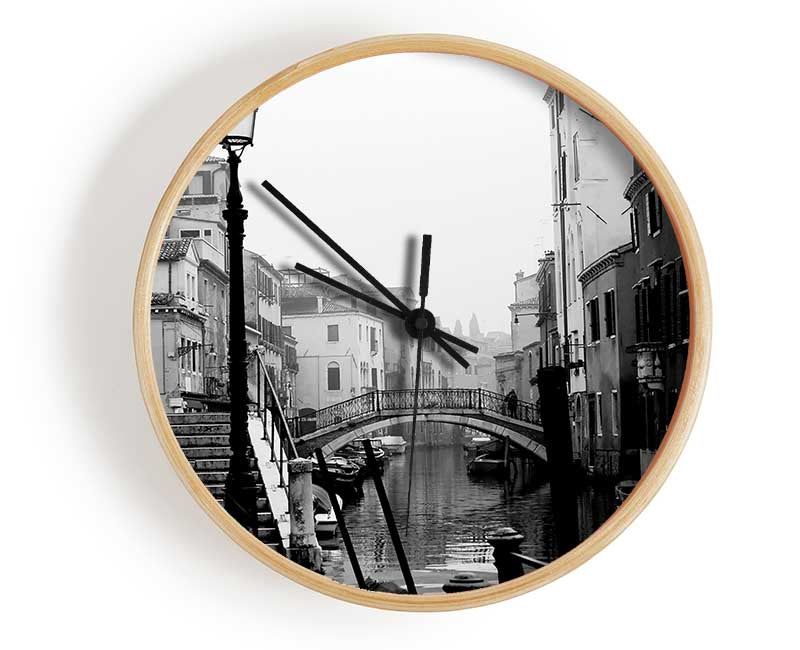 Venice Retro B n W Clock - Wallart-Direct UK