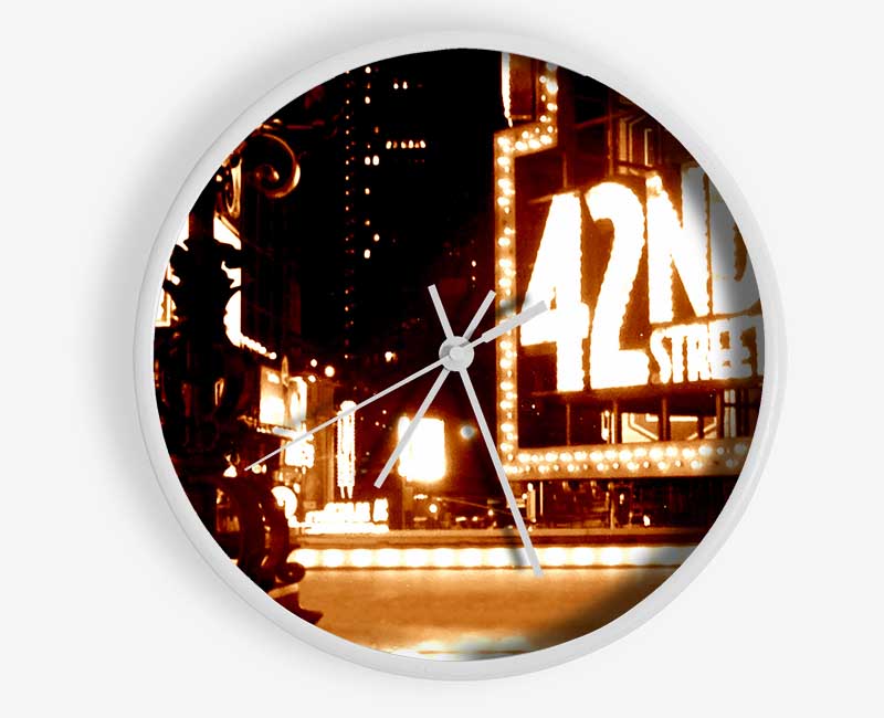 New York City 42Nd Street Clock - Wallart-Direct UK