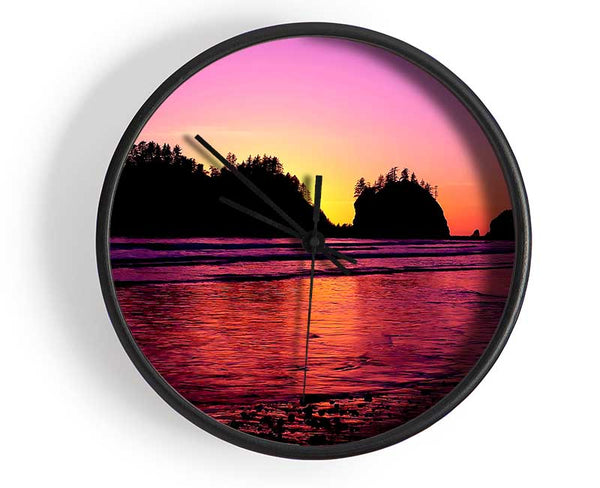 Surreal Pink Ocean Flow Clock - Wallart-Direct UK