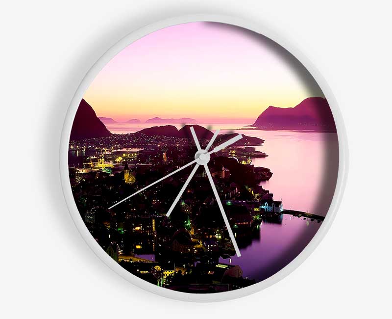 Lilac City Ocean Clock - Wallart-Direct UK