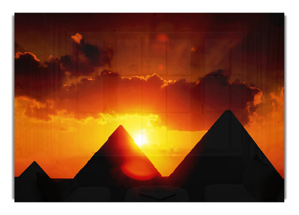 Sonnenuntergang über der ägyptischen Pyramide