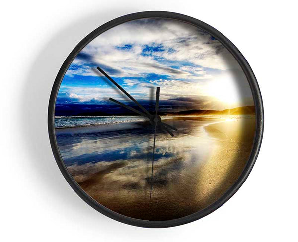 Follow The Sun Clock - Wallart-Direct UK