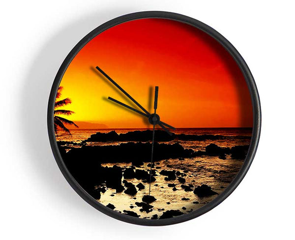 Stunning Palm Tree Ocean Rocks Clock - Wallart-Direct UK