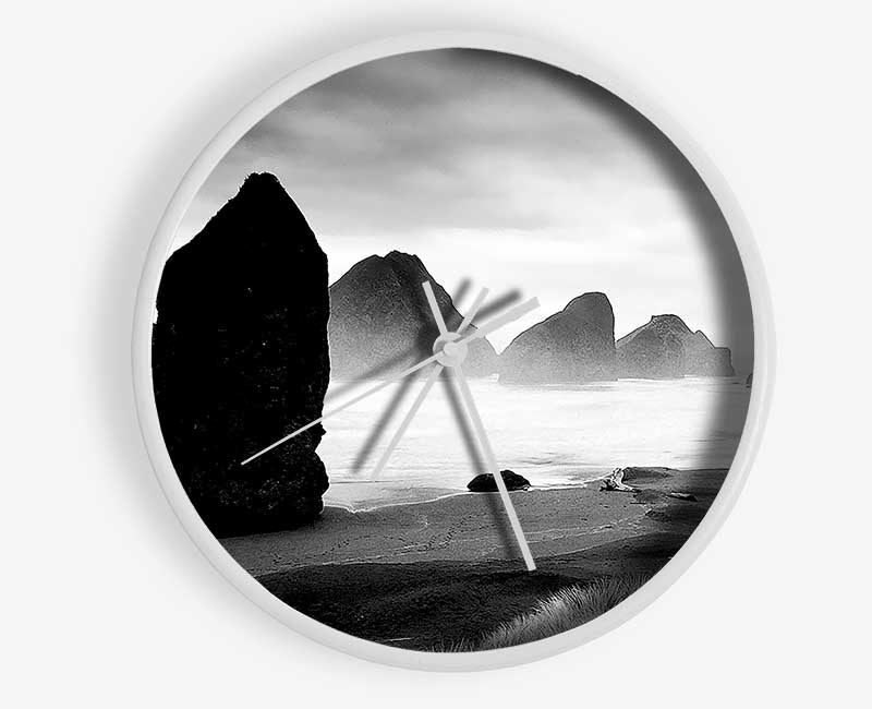 Oceans Architect B n W Clock - Wallart-Direct UK