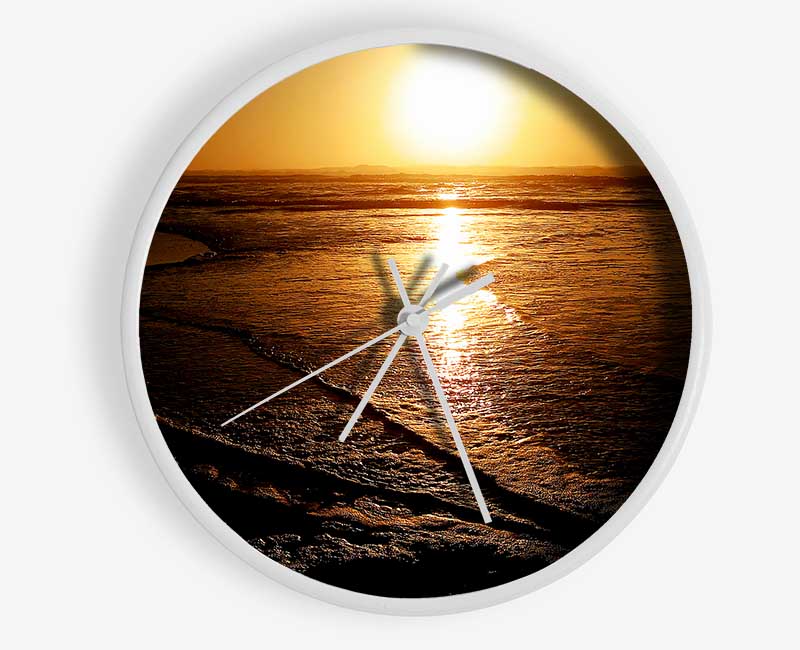 The Reflections Of The Ocean Sun Clock - Wallart-Direct UK