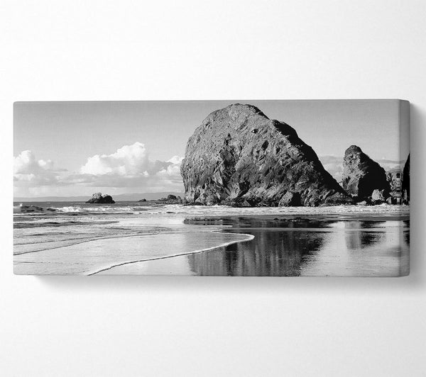 Beach Rocks B n W