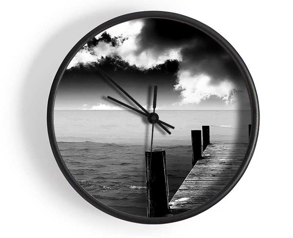 Black And White Pier Clock - Wallart-Direct UK