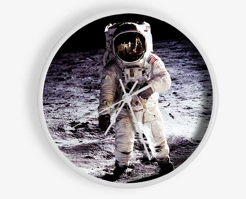 Spaceman On The Moon Clock - Wallart-Direct UK