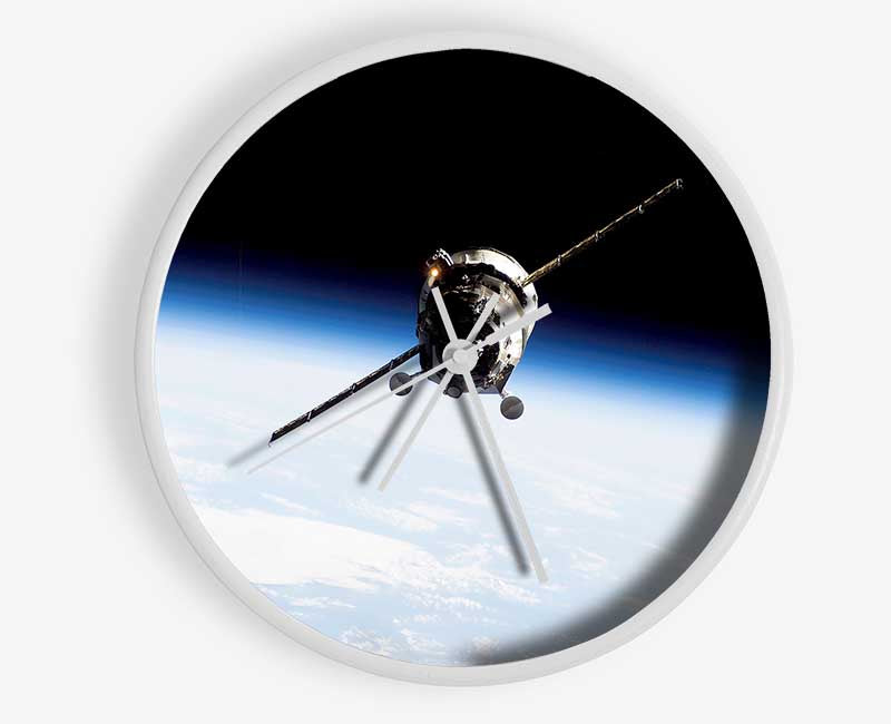 Orbiting The Earth Clock - Wallart-Direct UK