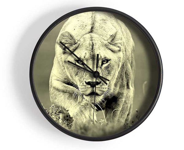 Lioness Hunting Clock - Wallart-Direct UK