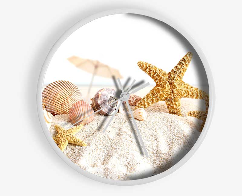 Seashells And Starfish On The Beach Clock - Wallart-Direct UK