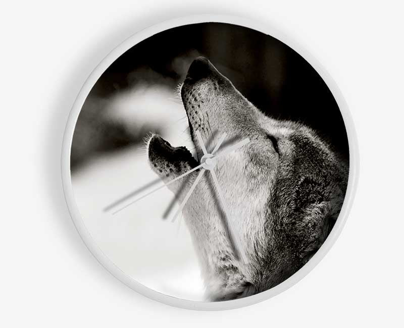 Wolf Howl Clock - Wallart-Direct UK