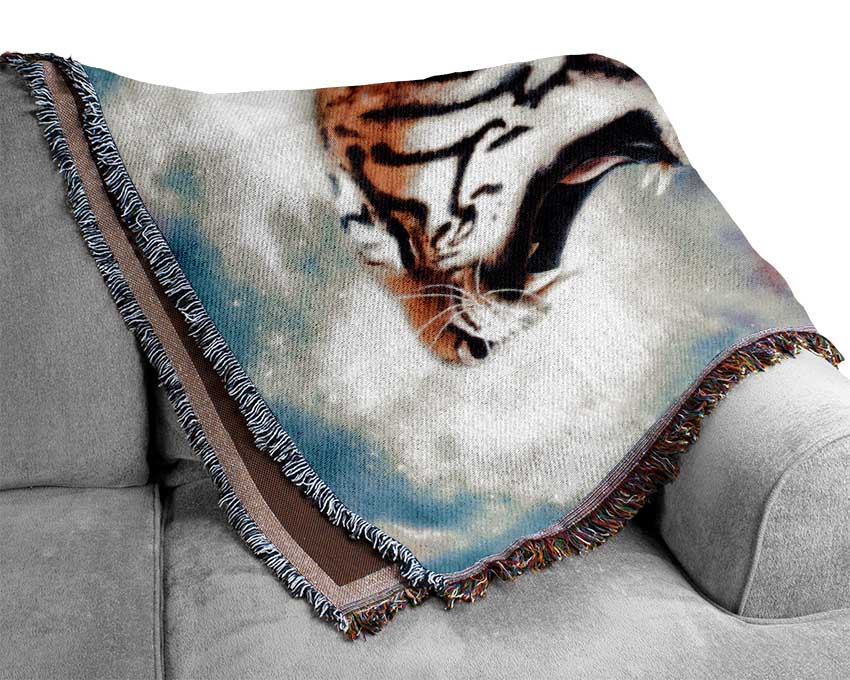 Roaring Tiger Woven Blanket