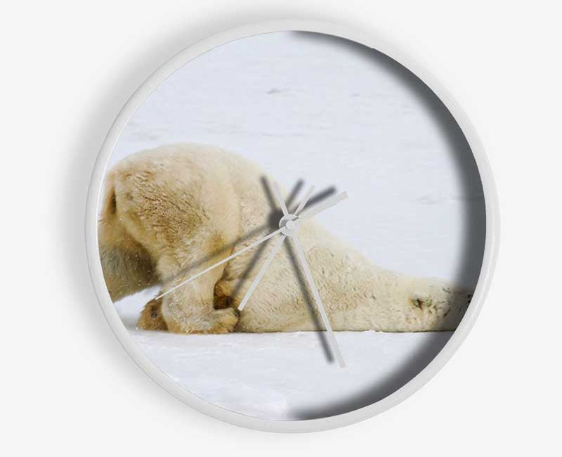 Polar Bear Itch Clock - Wallart-Direct UK